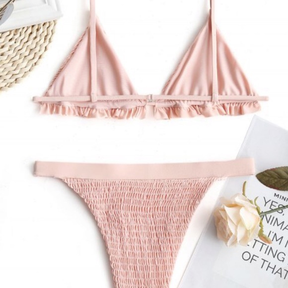 pink bikini - Picture 3 of 3